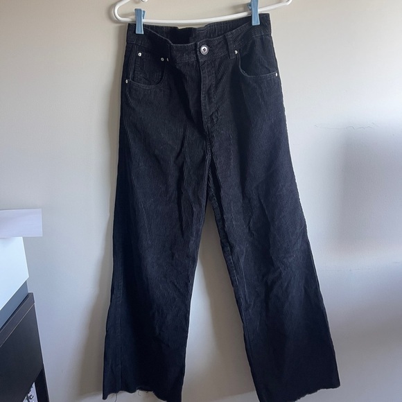 refuge Pants - Refuge Black Wide-Leg Corduroy Pants Medium